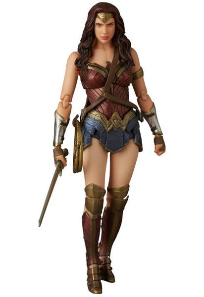 BvS - Wonder Woman Px Mafex figure
