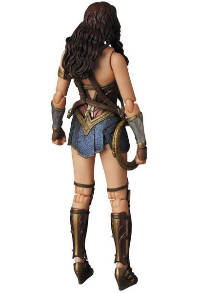 BvS - Wonder Woman Px Mafex figure