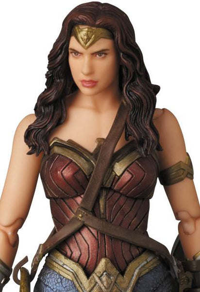 BvS - Wonder Woman Px Mafex figure