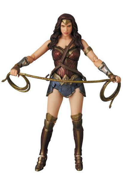 BvS - Wonder Woman Px Mafex figure