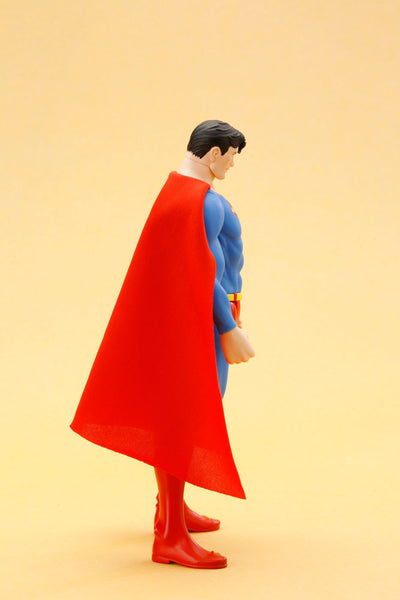 DC Universe - Superman Classic Costume ArtFx+ Statue - Cyber City Comix