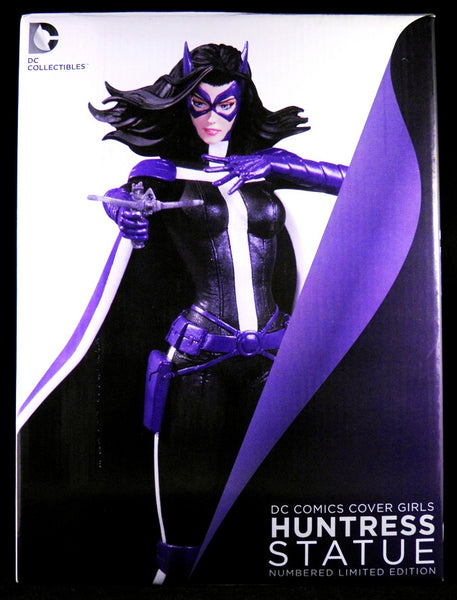 DC Comics Cover Girls: Huntress Statue - Cyber City Comix