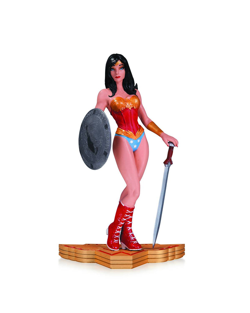 Wonder Woman Art of War by Yanick Paquette statue