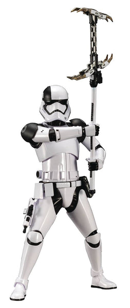 Star Wars:  Last Jedi - First Order Stormtrooper Executioner Artfx+ statue